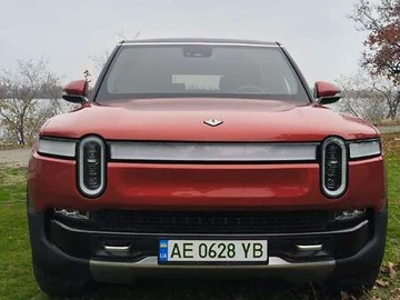 Авто Rivian R1S 2023 № 8199220