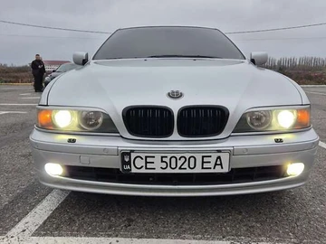 Авто BMW 5 Series 2002 № 8199455