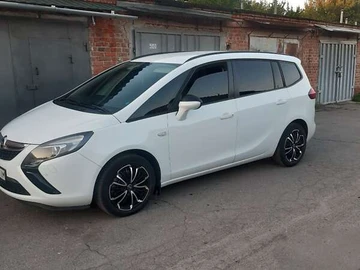 Авто Opel Zafira Tourer 2015 № 8199572