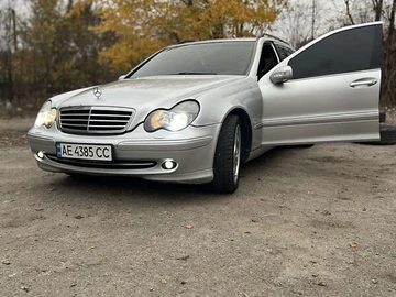 Авто Mercedes C-Class 2002 № 8199984