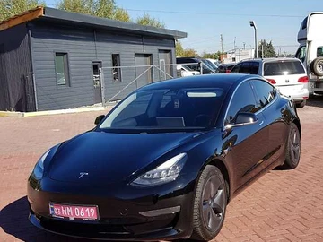 Авто Tesla Model 3 2018 № 8200036