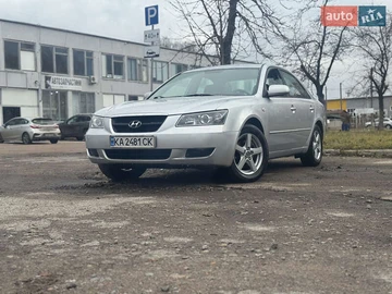 Авто Hyundai Sonata 2006 № 8200071