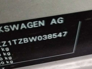 Авто Volkswagen Touran 2011 № 8200162