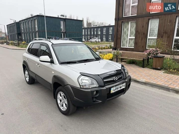 Авто Hyundai Tucson 2008 № 8200268