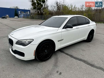 Авто BMW 7 Series 2011 № 8200279