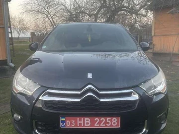 Авто Citroen Ds4 2011 № 8200435