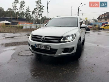 Авто Volkswagen Tiguan 2012 № 8200450