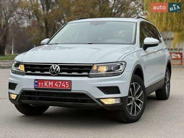 Авто Volkswagen Tiguan 2018 № 8200460