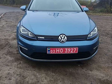 Авто Volkswagen E-Golf 2016 № 8200596