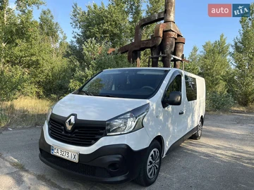 Авто Renault Trafic 2018 № 8200617