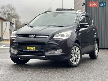 Авто Ford Kuga 2013 № 8200621