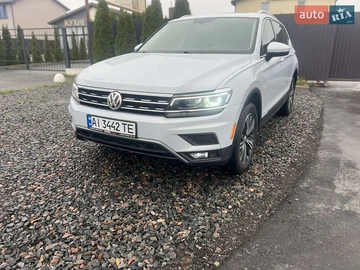 Авто Volkswagen Tiguan 2018 № 8200632