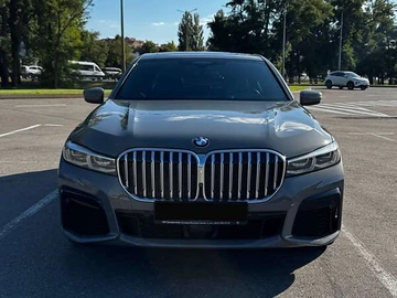 Авто BMW 7 Series 2022 № 8200644