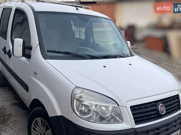 Авто Fiat Doblo 2008 № 8200650