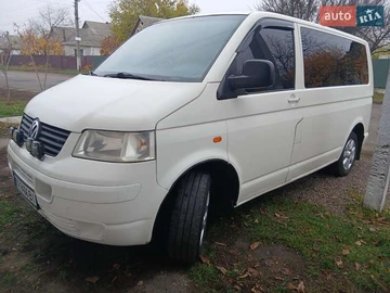 Авто Volkswagen Transporter 2004 № 8200665