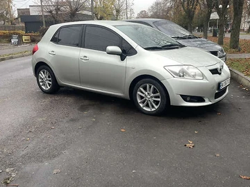 Авто Toyota Auris 2009 № 8200671