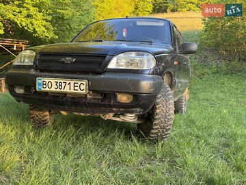Авто Chevrolet Niva 2005 № 8200897