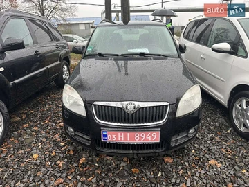 Авто Skoda Fabia 2009 № 8200909
