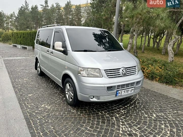 Авто Volkswagen Transporter 2008 № 8201022