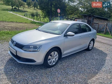 Авто Volkswagen Jetta 2014 № 8201028
