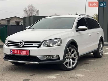 Авто Volkswagen Passat Alltrack 2013 № 8201043