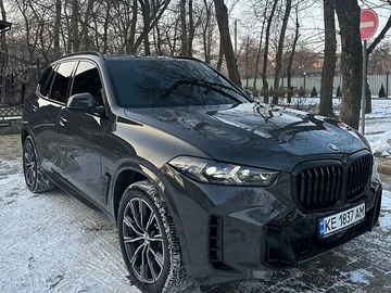 Авто BMW X5 2023 № 8201165