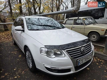 Авто Volkswagen Passat 2010 № 8201211