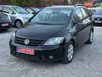 Авто Volkswagen Golf Plus 2008 № 8201215
