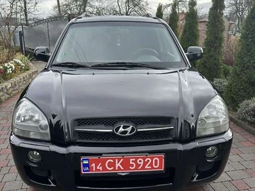 Авто Hyundai Tucson 2007 № 8201321
