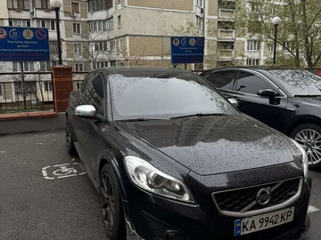 Авто Volvo C30 2011 № 8201323
