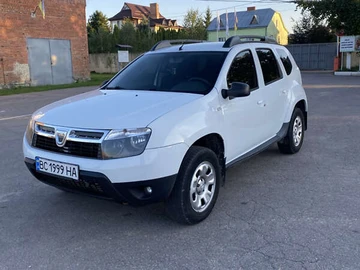 Авто Dacia Duster 2012 № 8201342
