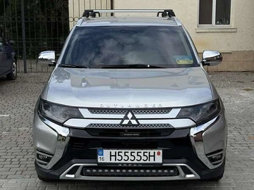 Авто Mitsubishi Outlander 2018 № 8201474