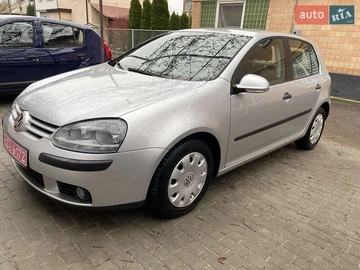 Авто Volkswagen Golf 2004 № 8201745