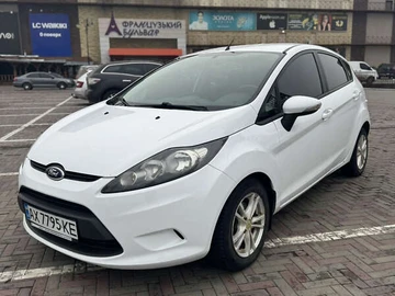 Авто Ford Fiesta 2012 № 8201762