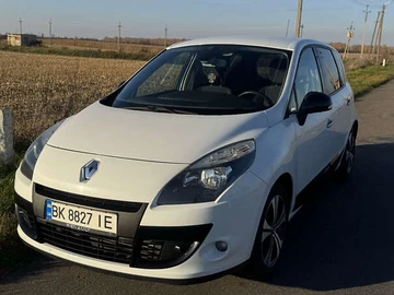 Авто Renault Scenic 2011 № 8201771