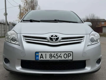 Авто Toyota Auris 2013 № 8201785