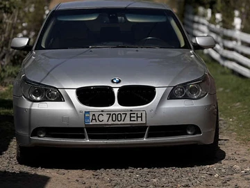 Авто BMW 5 Series 2004 № 8201808