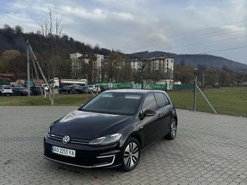 Авто Volkswagen E-Golf 2020 № 8201838