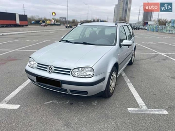 Авто Volkswagen Golf 2002 № 8201874