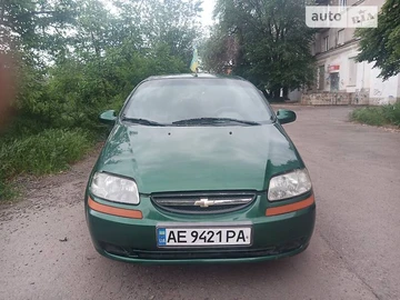 Авто Chevrolet Aveo 2004 № 8201878