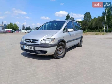 Авто Opel Zafira 2004 № 8201894