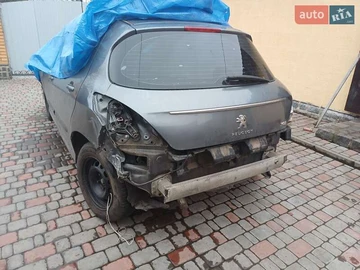 Авто Peugeot 308 2011 № 8201996
