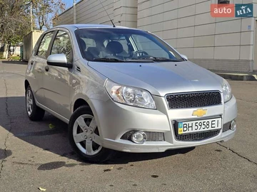 Авто Chevrolet Aveo 2011 № 8202046