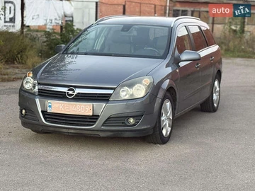 Авто Opel Astra 2006 № 8202054