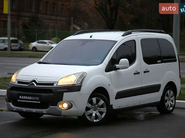 Авто Citroen Berlingo 2013 № 8202333