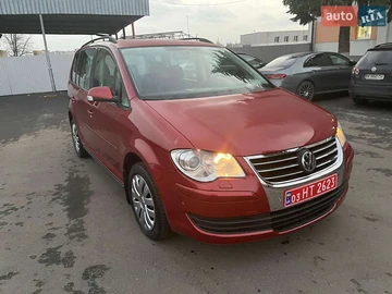 Авто Volkswagen Touran 2009 № 8202474