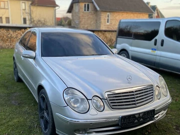 Авто Mercedes E-Class 2004 № 8202596