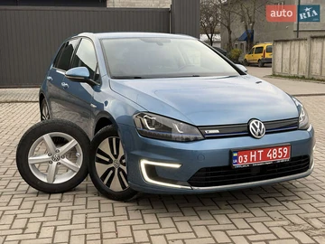 Авто Volkswagen E-Golf 2015 № 8203369