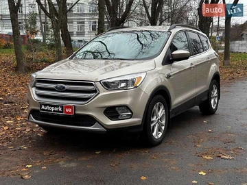 Авто Ford Escape 2018 № 8204025
