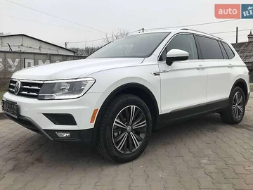 Авто Volkswagen Tiguan 2018 № 8204160